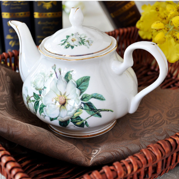 Théière en Porcelaine Anglaise - Cayliss