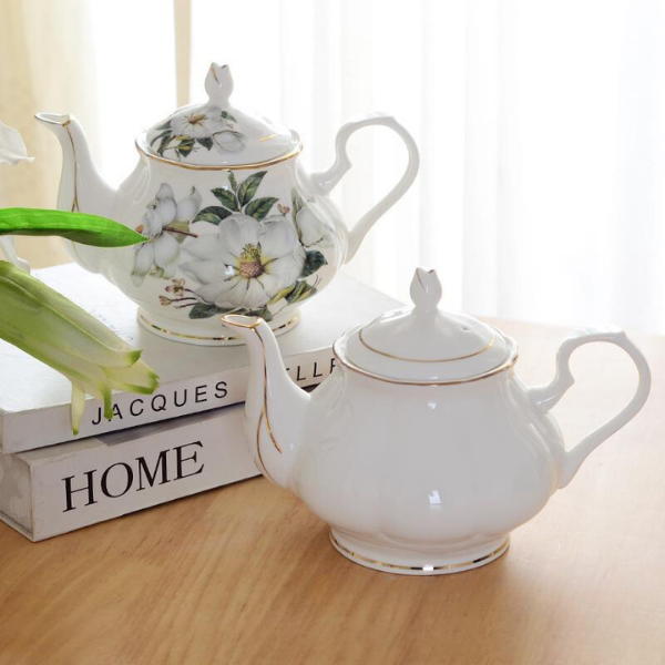 Théière en Porcelaine Anglaise - Luxara