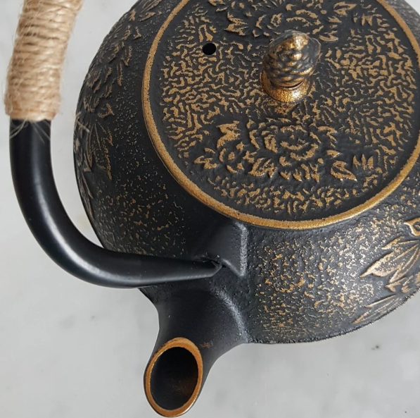 Théière en Fonte Japonaise - Ryukai