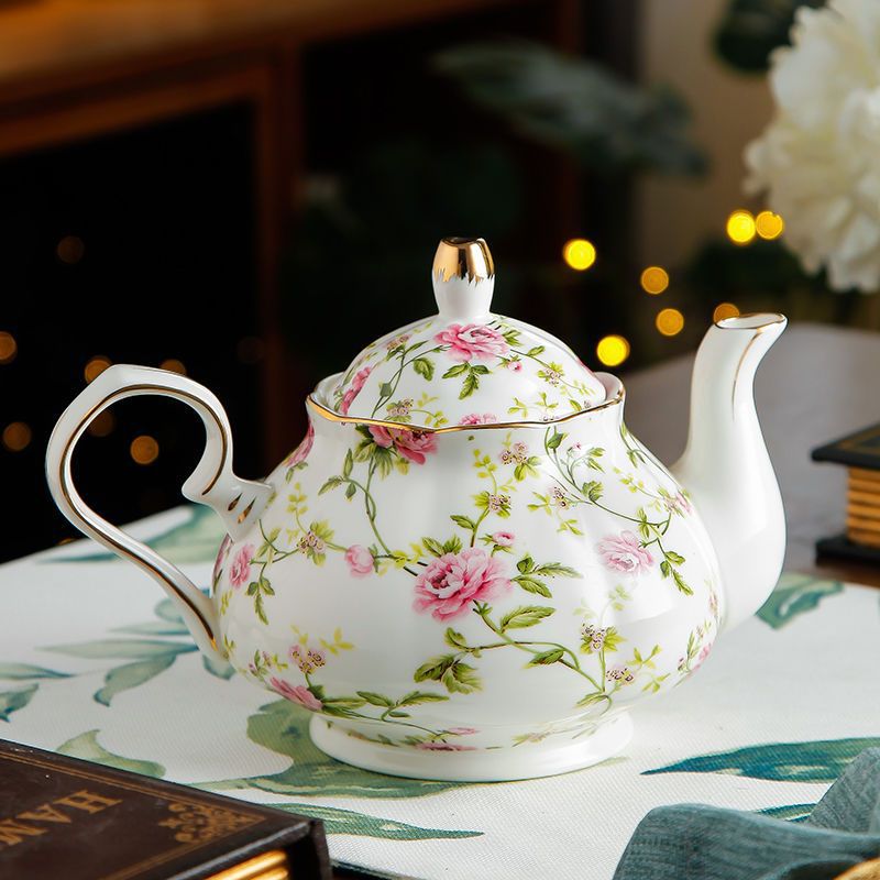 Théière en Porcelaine Anglaise - Camilia